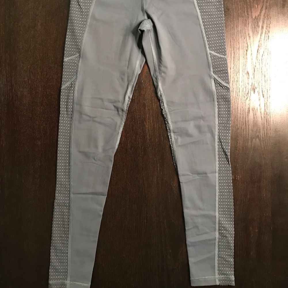 Victoria Sport leggings for fitness, running, dancing and chillin!